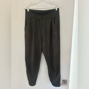 Vuori Charcoal Harem Pants size M